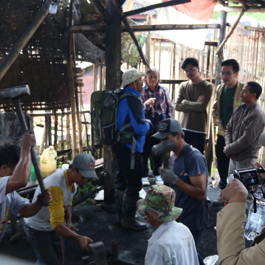 Kunjungan Wisata Desa Dari Universitas Parahyangan Katolik Bandung Ke Desa Sugihmukti 